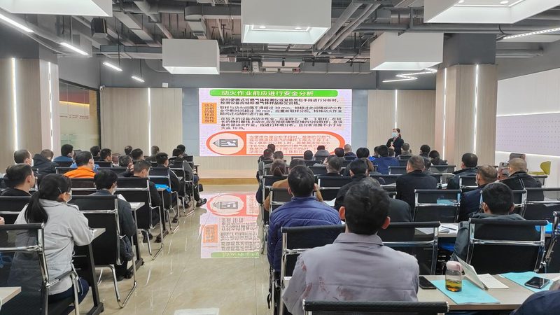 成人高考全日制与业余：两种学习模式的深度解析