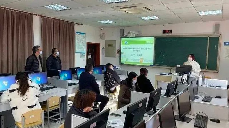 叉车操作技能提升，周末班课程解析